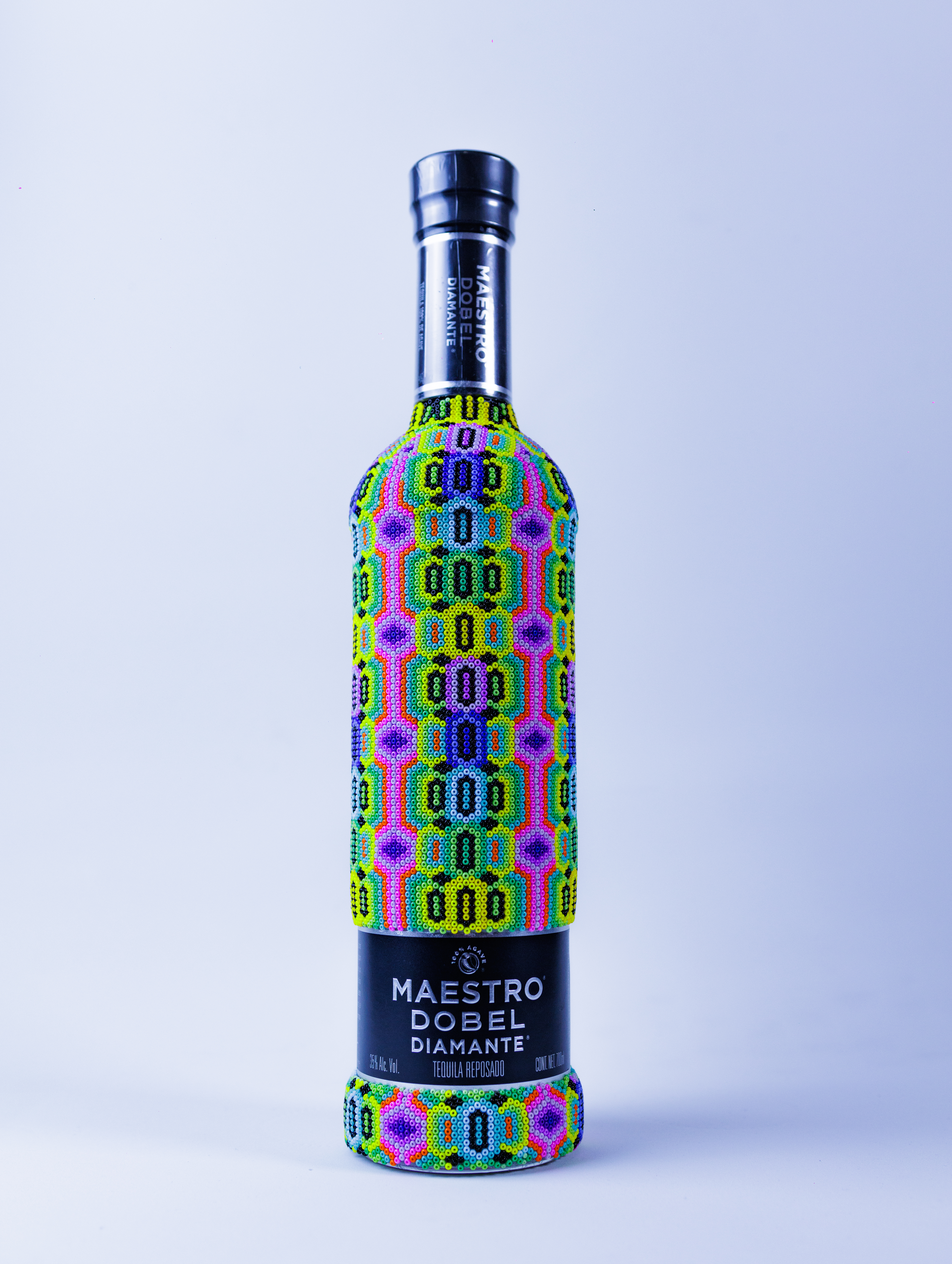 Maestro Dobel – Intervención Multicolor